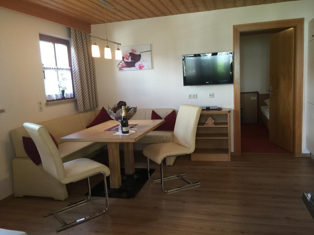 דירות פיס Haus Christina מראה חיצוני תמונה